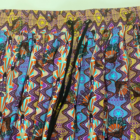 Space - Long printed skirt - Picture 2 of 5